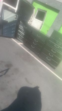 Dressers with mirror