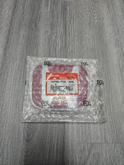 BRAND NEW 1PCS HONDA RED FRONT GRILLE H LOGO JDM EMBLEM FOR HONDA FIT JAZZ 2018-2020 & HONDA HR-V 2016-2022