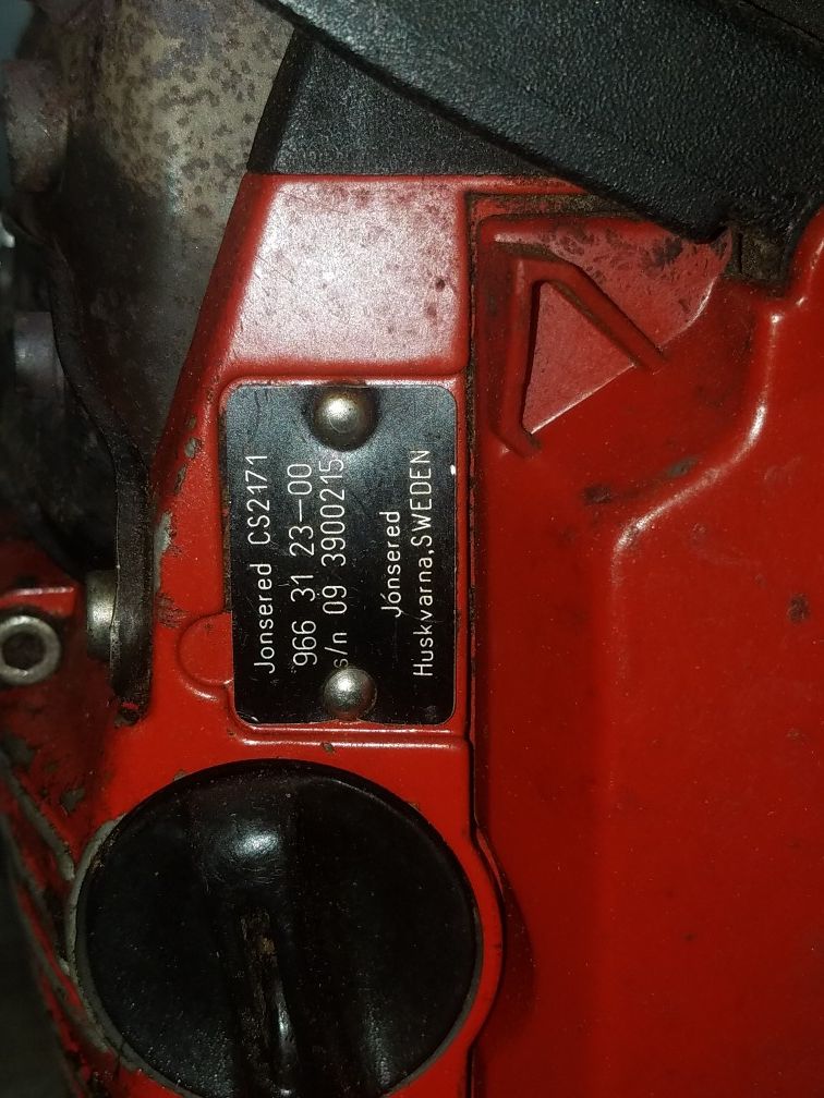 Johnsered CS 2171 chainsaw