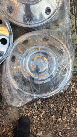 RV HuB CAP Replacements