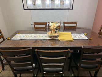 Big table and 9 Chairs