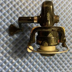 Shakespeare Alpha spinning reel.