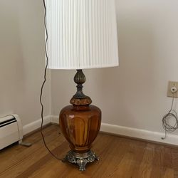 1970’s Vintage Lamp With Small Crack 