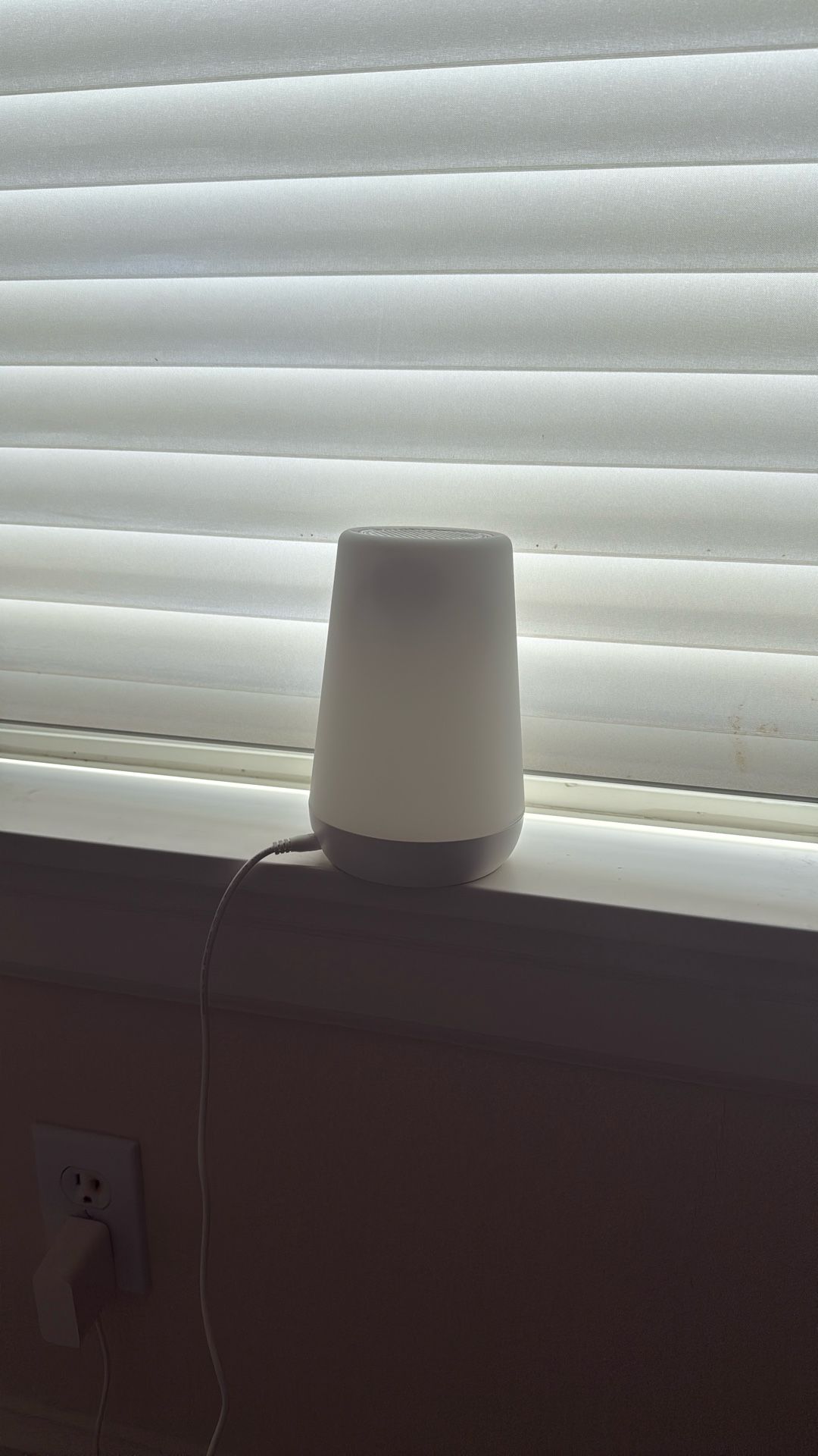Hatch Rest Baby Sound Machine With Music And Light Settings
