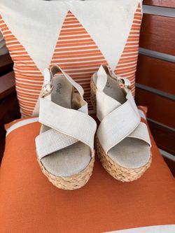 Women’s Shoes $3