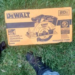 DeWalt 20v  Skill Saw 