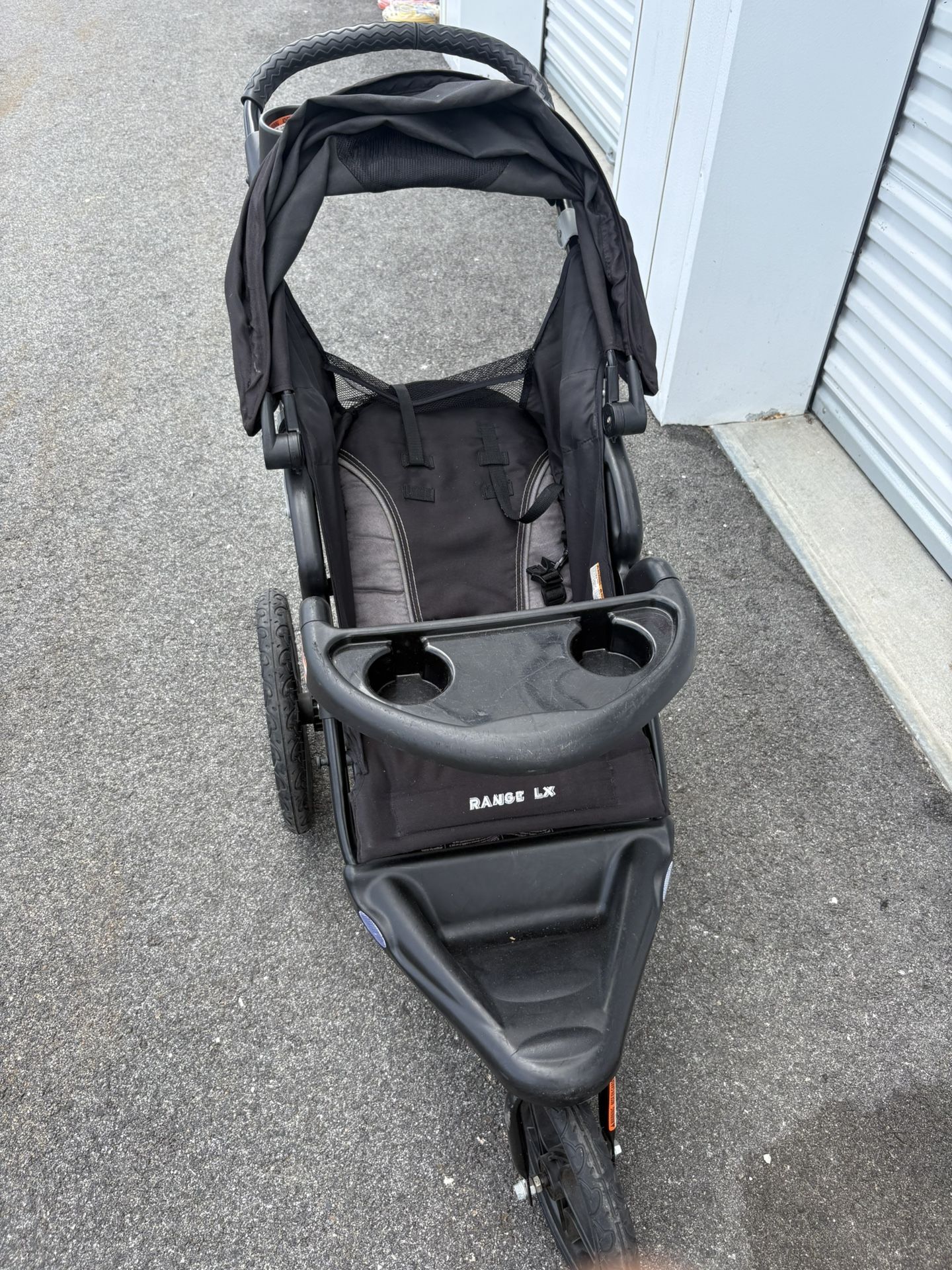 Range Lx Stroller - black. Excellent condition
