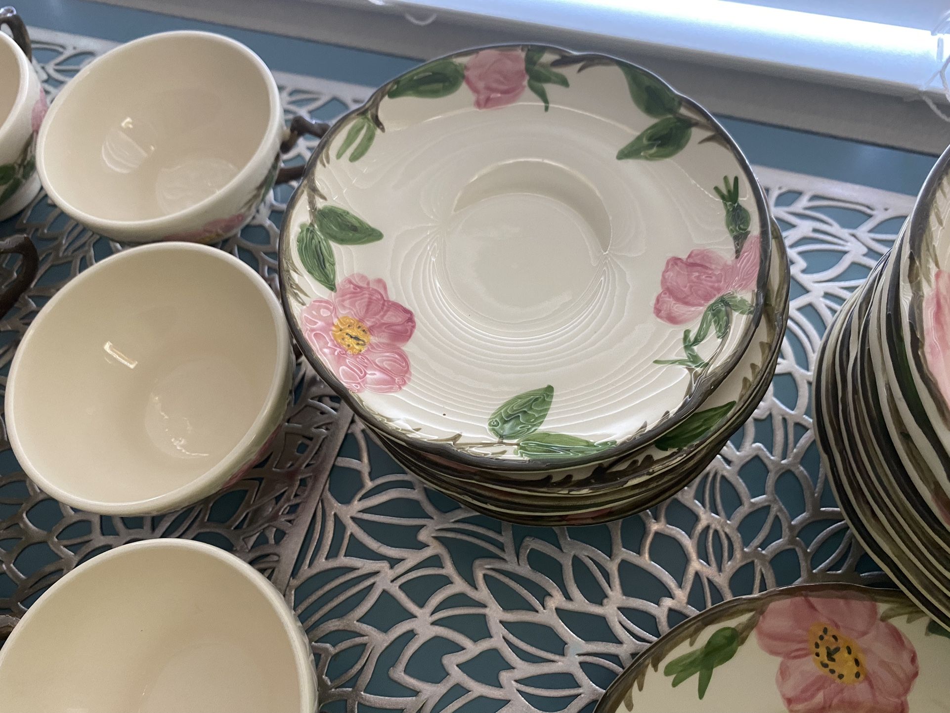Vintage Franciscan Desert Rose 46 Piece Dinnerware Set