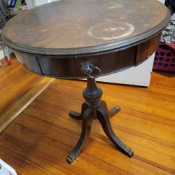 Solid Wood Round Table