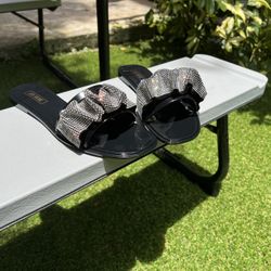 Do I Know You (sandals) 