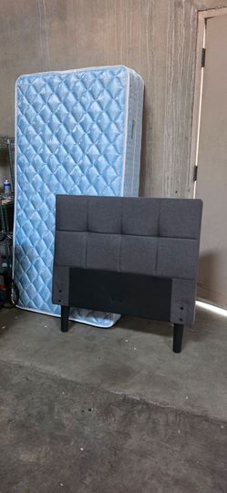 Twin Bed