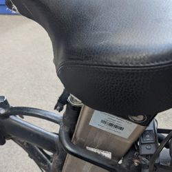 Electric Bike  For 400& Battery 7hours 