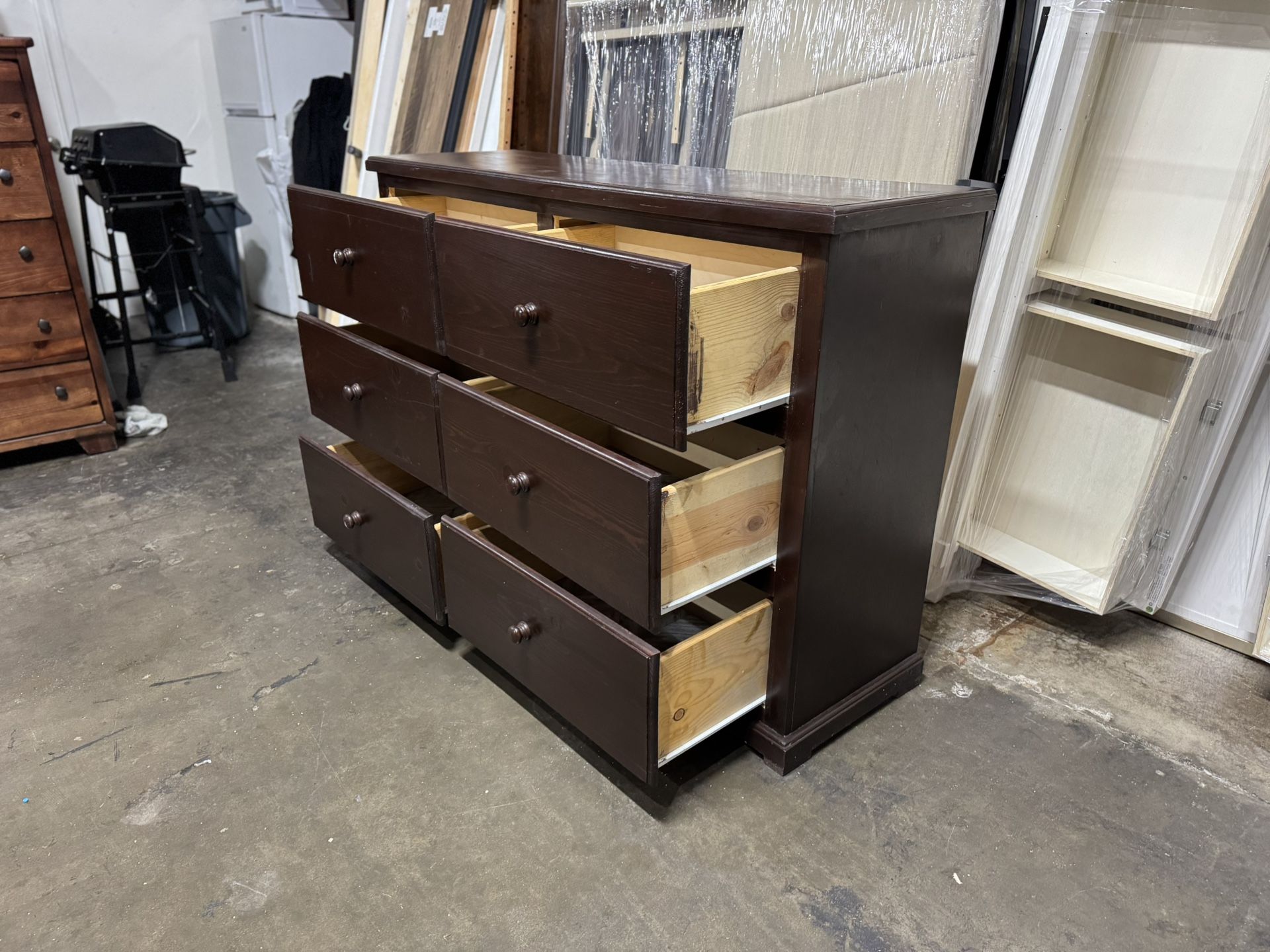 Chest Of Drawers $199 Read Description