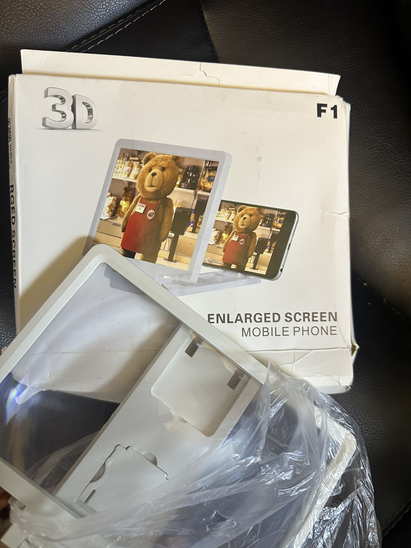 Enlarges Books Or Screens