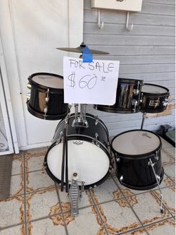 Drum set