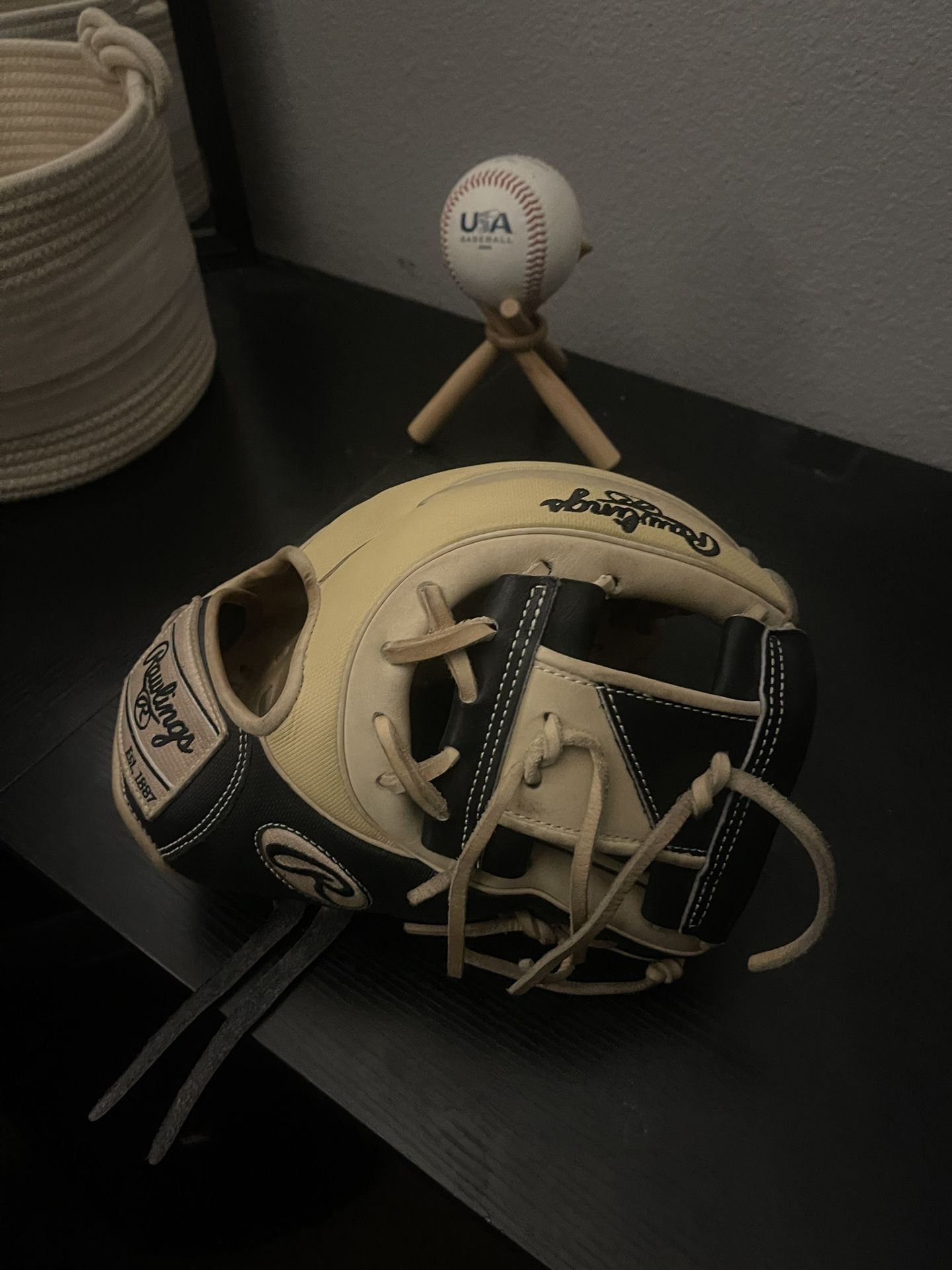 Baseball Glove
