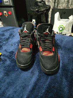 Nike Air Jordan 4 Retro "Red Thunder