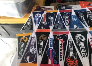 Vintage NFL Mini Pennants 90s/2000s