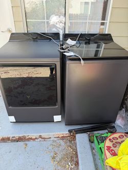 LG washer and gas dryer set