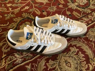 Adidas samba size 7.5 women’s, 5.5 men’s