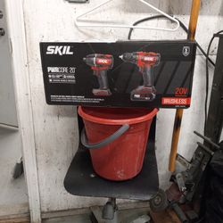 Skil Pwrcore 20 Brushless 20v Drill Driver And Impact Driver Combo Kit