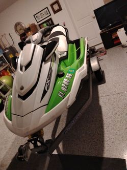 2021 Yamaha Wave Runner FX cruiser 126hours