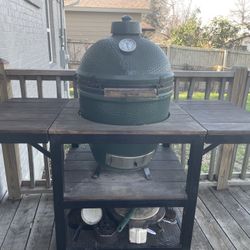 Large Big Green Egg With Foldable Rolling Table