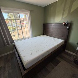 Wood bed frame and Queen size memory foam mattress