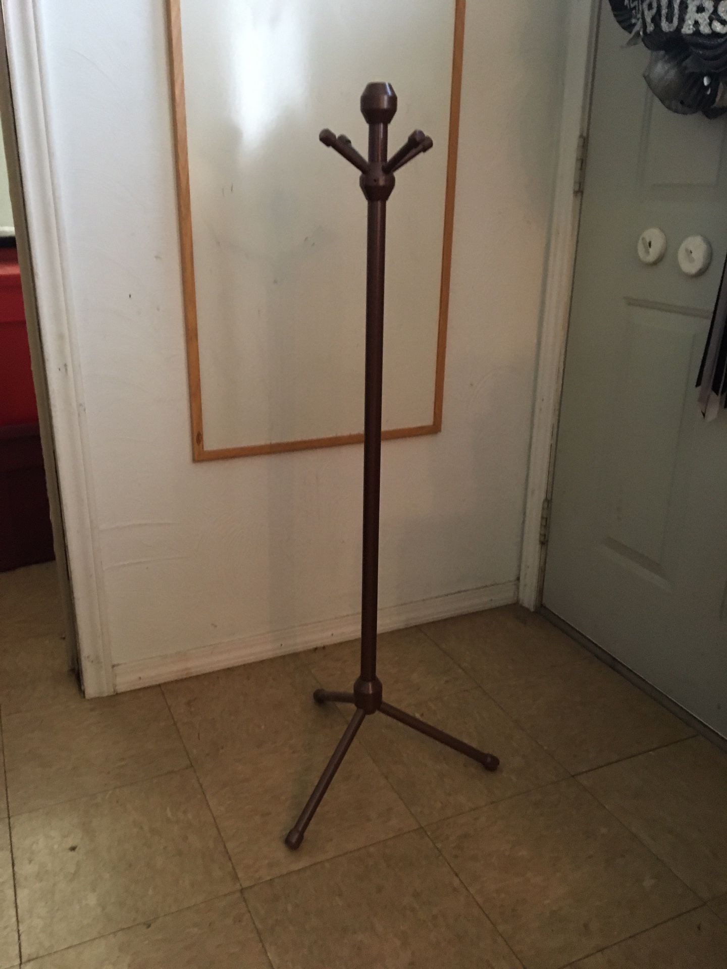 Kids Metal Coat Rack Stand Price $15