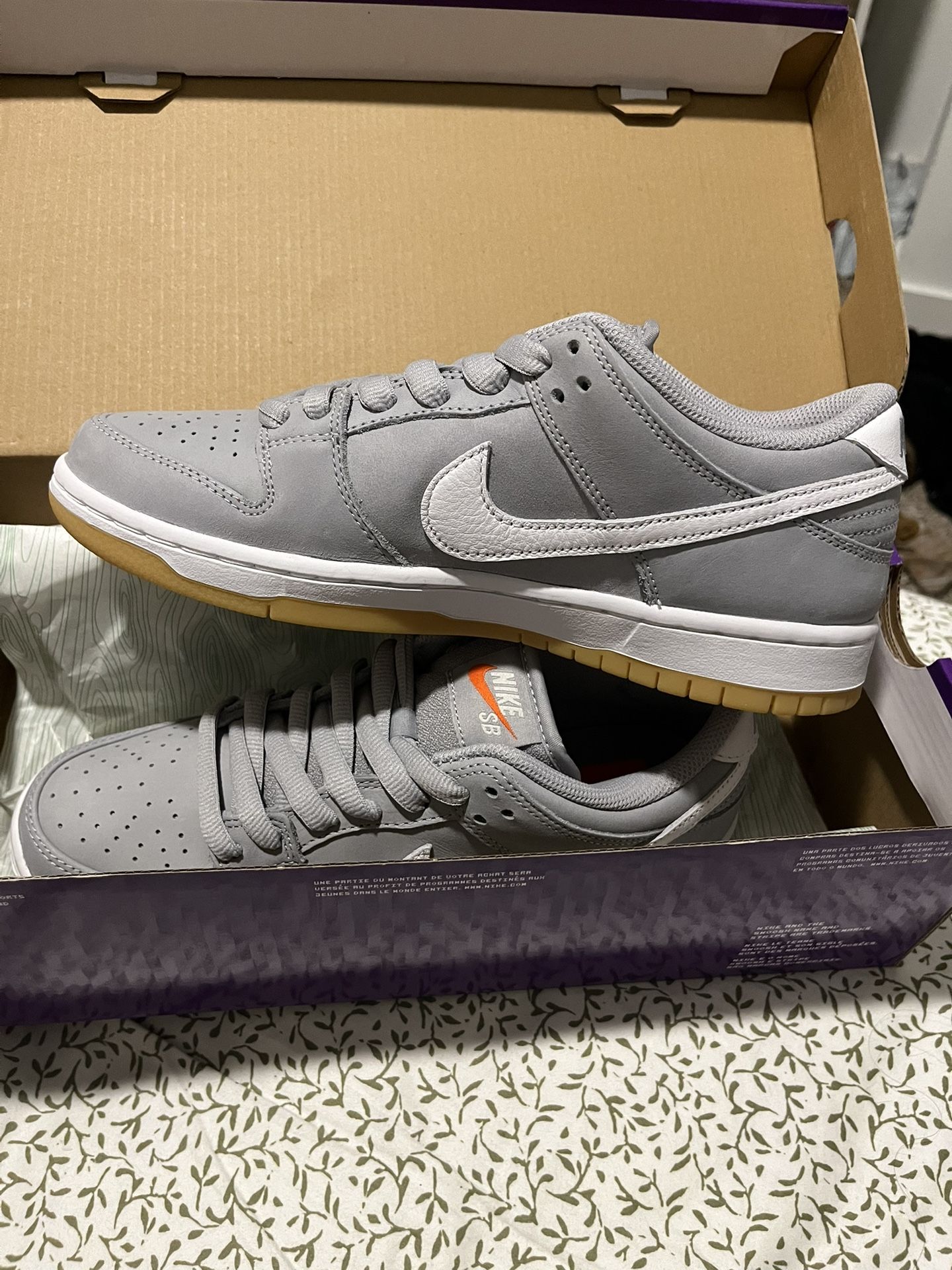 Size 9 Gray Nike Dunks