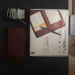 DSi XL