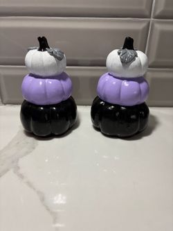 2 new Halloween stacked pumpkins stacks decoration