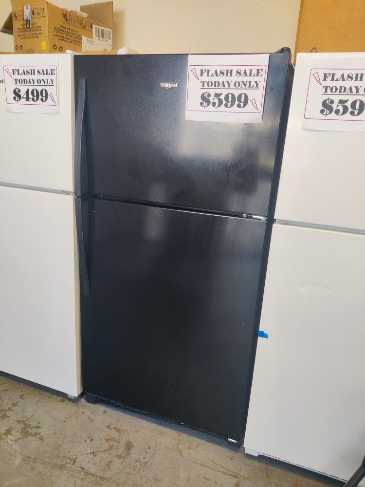 New Whirlpool - 21.3 Cu. Ft. Top-Freezer Refrigerator - Black