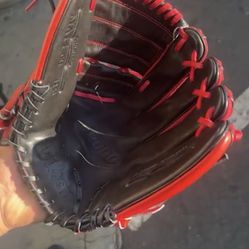 Wilson A2000