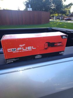 Milwaukee fuel m12