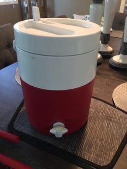 Coleman 2 gallon cooler with faucet