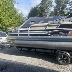 2015 Suntracker20 DXL Fishin Barge