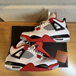 Jordan 4 Fire Red Sz 9.5