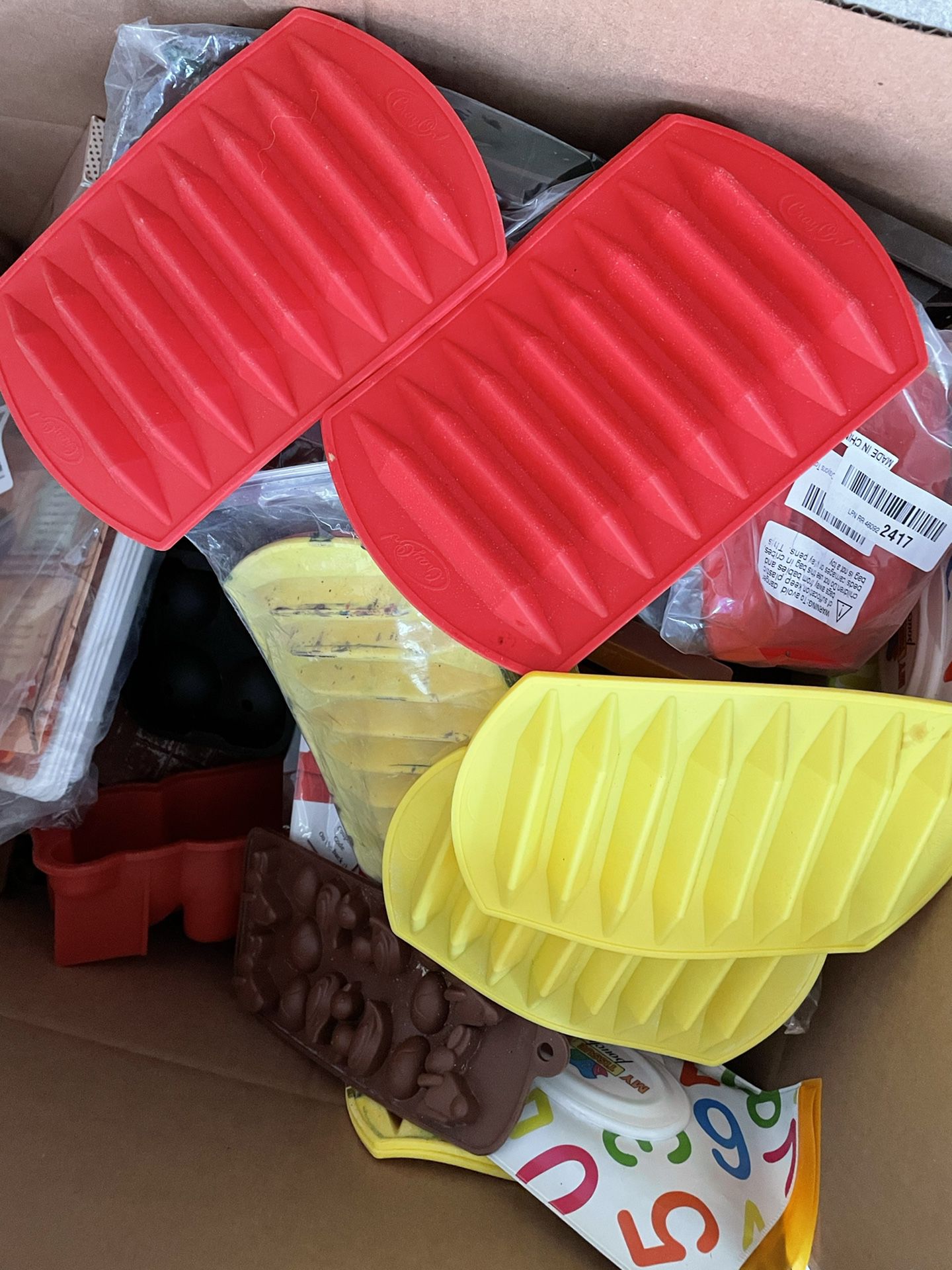 Free Crayon Recycling Molds Silicone 