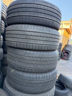 tengo un set 255/60r18 goodyear en perfecto estado de vida