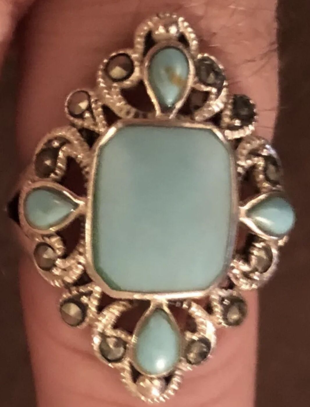 Beautiful Sterling Silver Turquoise Ladies Ring Size 7