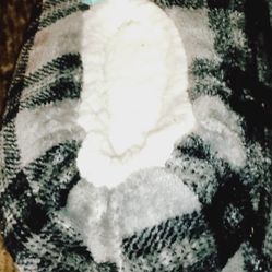 Fuzzy Baba Slipppers 