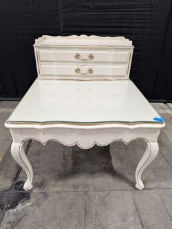 Nightstand with Curved Legs