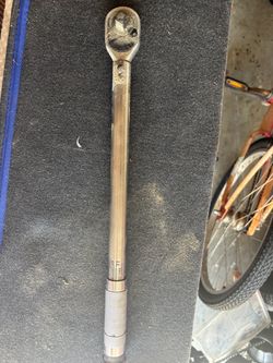 Click-Type Torque Wrench