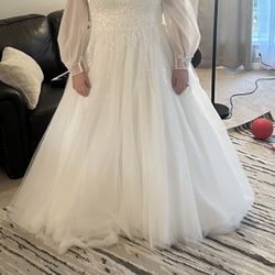Wedding Dress Brand New 