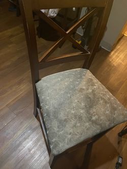 Wooden dinner table chairs