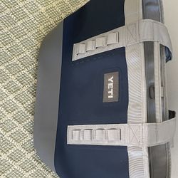 Yeti Cooler Tote