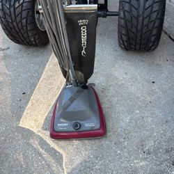 Sanitary vacuum 