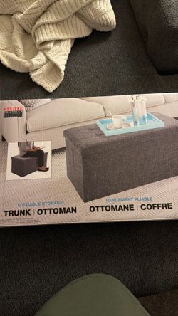Foldable storage ottoman