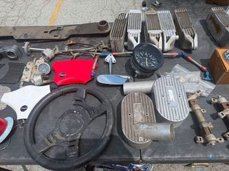 Vw parts Type 3 oil coolers $25 each 
Steering wheel $30
Turbo carb hats $30 each 
Steering wheel horn pads $40 each new 
Super beetle speedometer $20